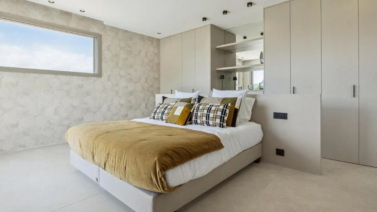 Villa Jylloue Modern 6 Chambres , Navette Aeroport Et Agent De Service Mougins 0*,