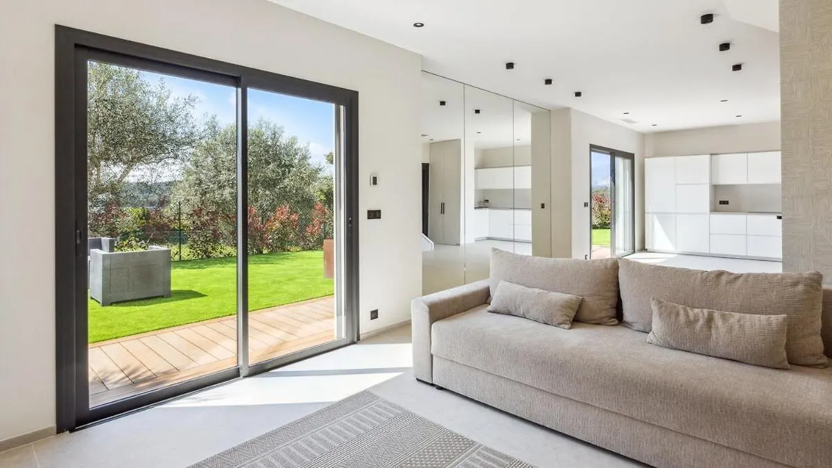 Villa Jylloue Modern 6 Chambres , Navette Aeroport Et Agent De Service Mougins
